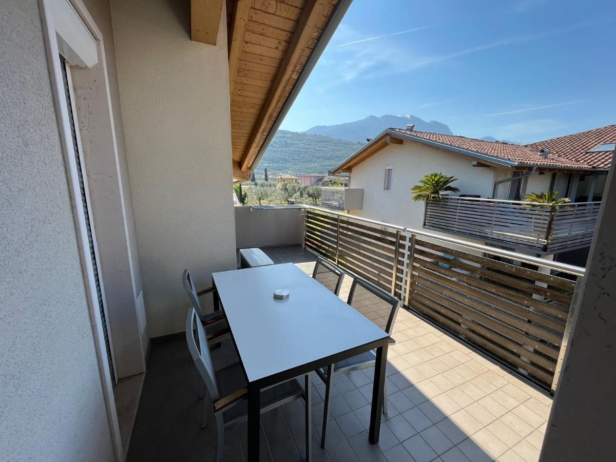 4 Limoni Apartment Resort Riva del Garda Exterior photo