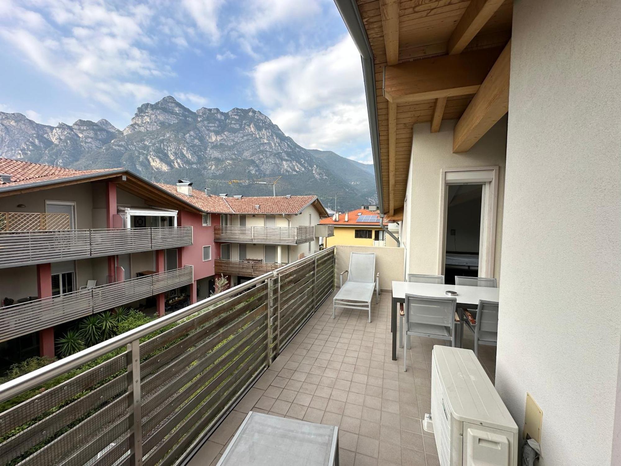 4 Limoni Apartment Resort Riva del Garda Exterior photo
